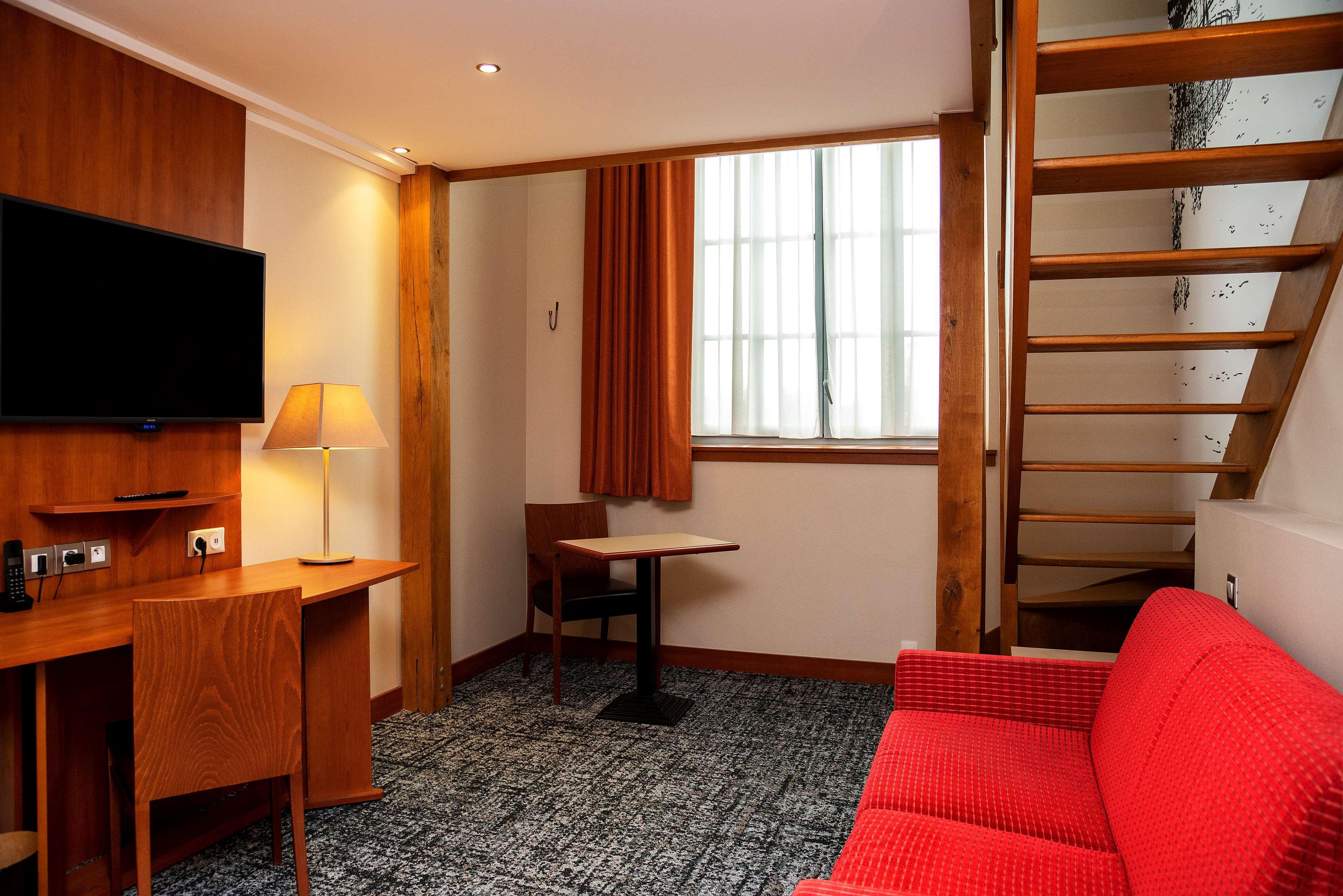 Best Western Plus Hotel Colbert Châteauroux Exterior foto
