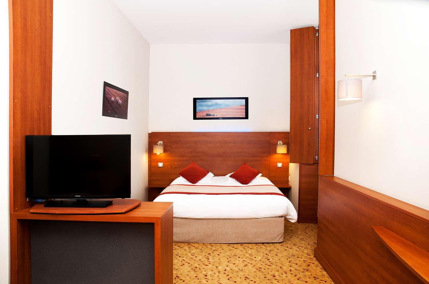 Best Western Plus Hotel Colbert Châteauroux Exterior foto